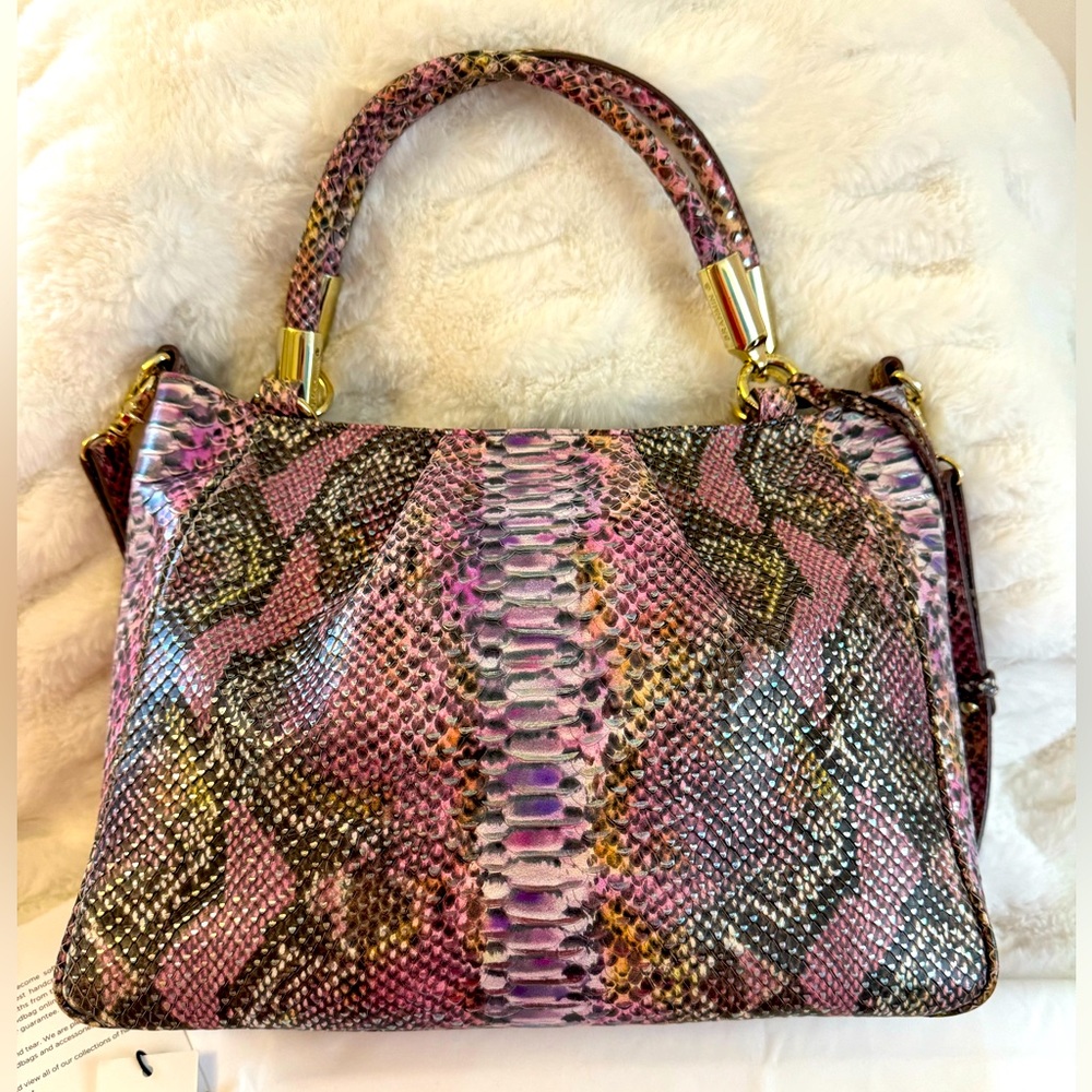 EUC BRAHMIN RARE RUBY BERRY OPAL SEVILLE w/CROSSBODY STRAP